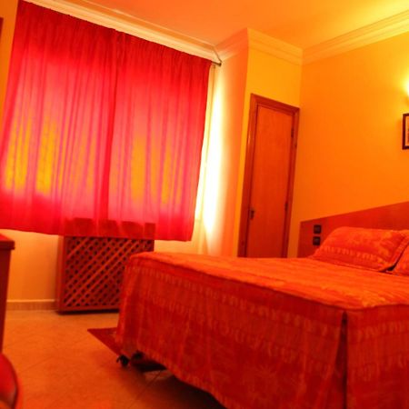 Hotel Relais Ras El Maa Ifrane  Exteriör bild