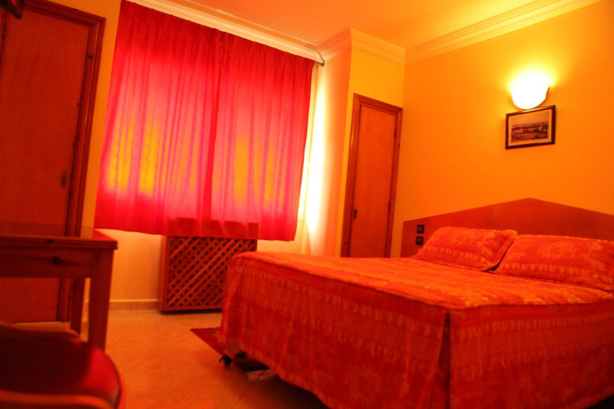 Hotel Relais Ras El Maa Ifrane  Exteriör bild