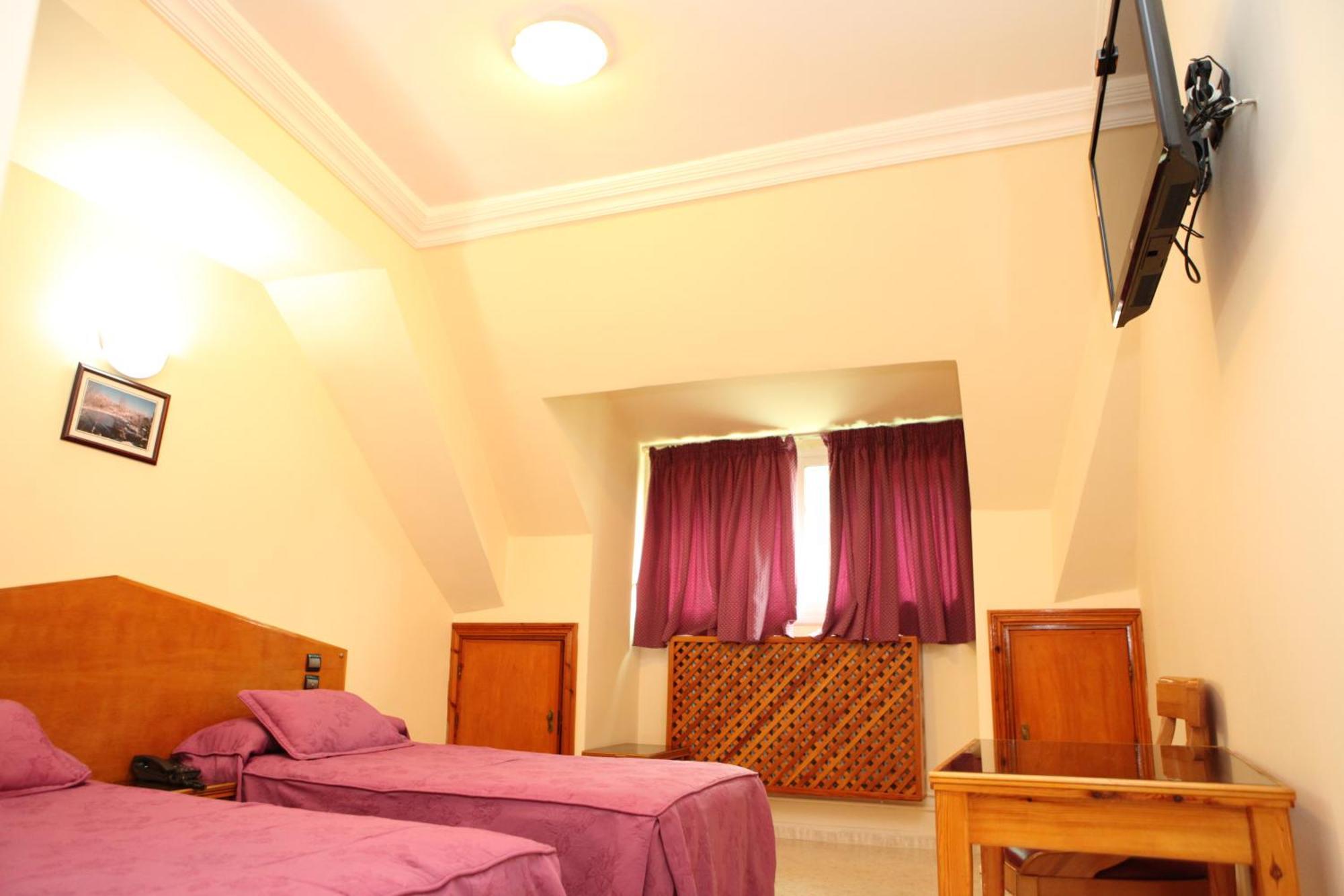 Hotel Relais Ras El Maa Ifrane  Exteriör bild