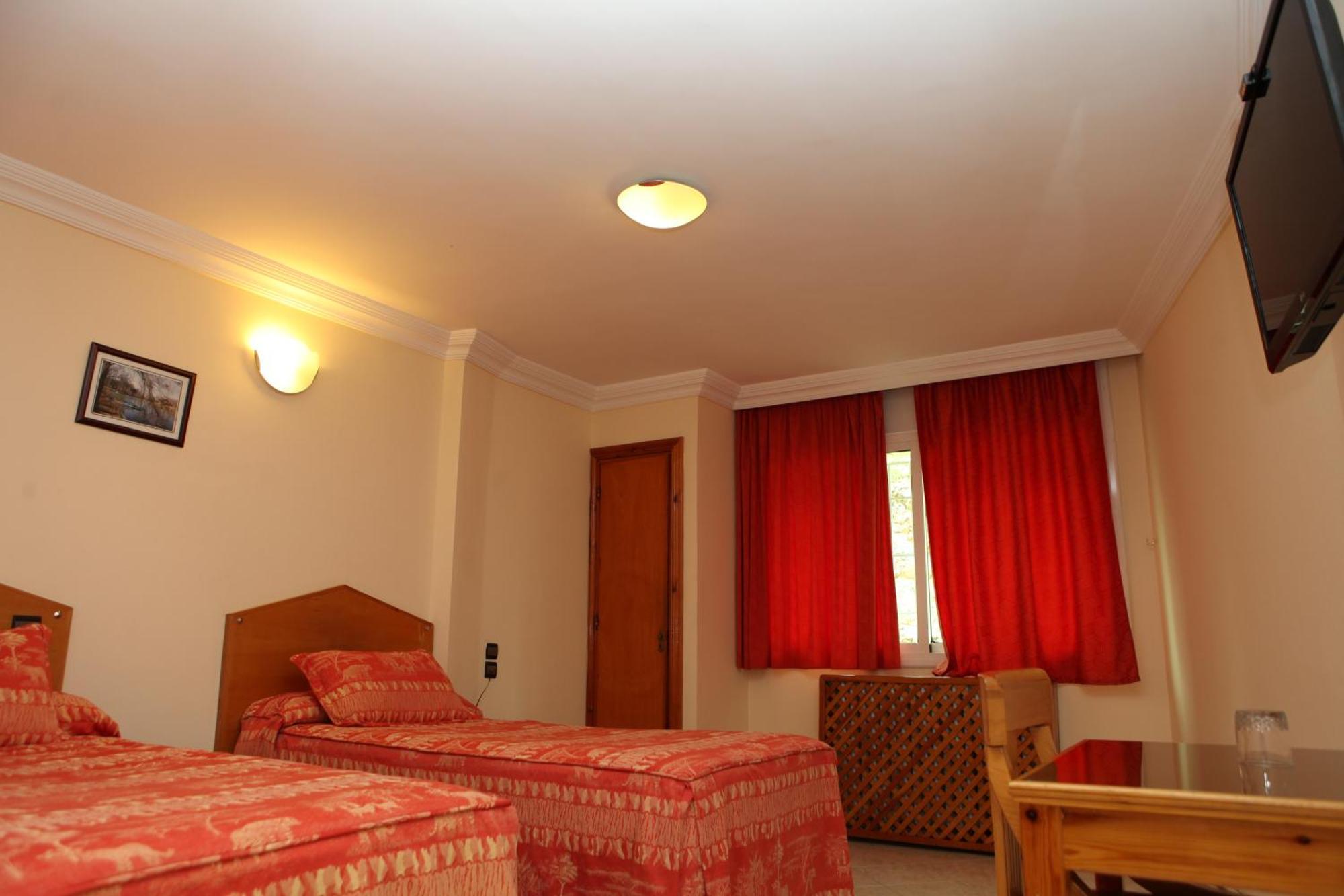 Hotel Relais Ras El Maa Ifrane  Exteriör bild