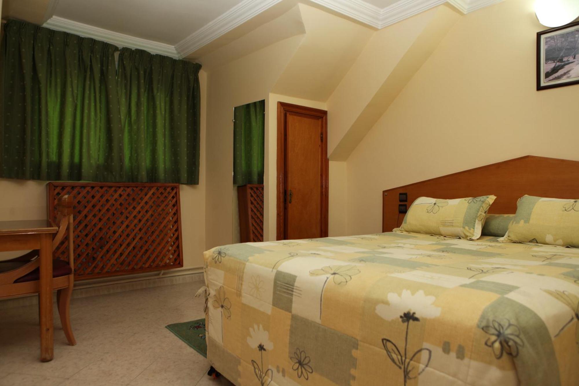Hotel Relais Ras El Maa Ifrane  Exteriör bild