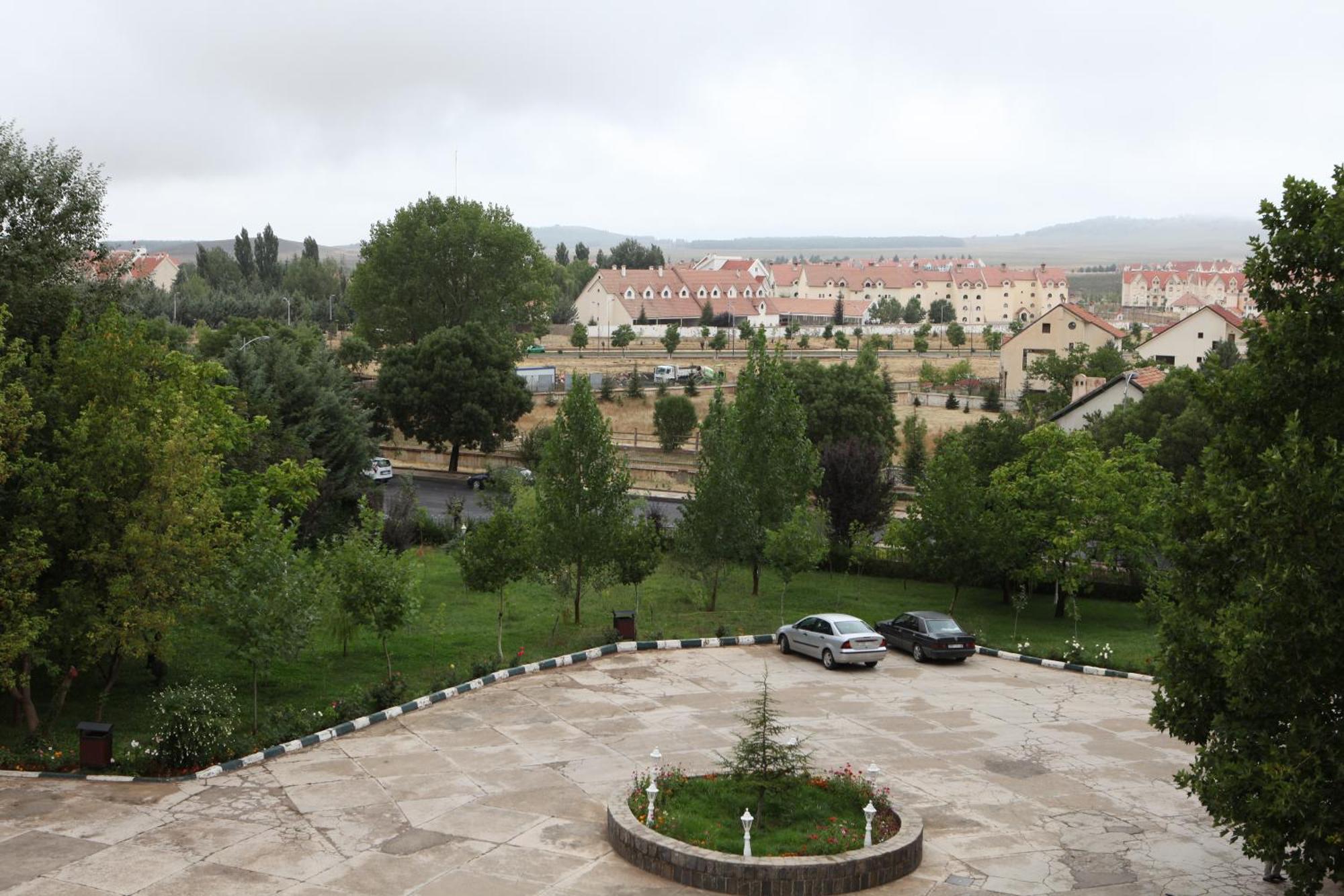 Hotel Relais Ras El Maa Ifrane  Exteriör bild